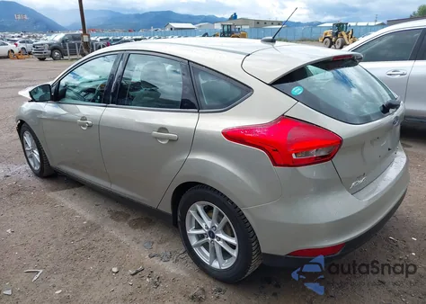 2015 Ford Focus Se z USA, uszkodzony, nr VIN 1FADP3K28FL384913